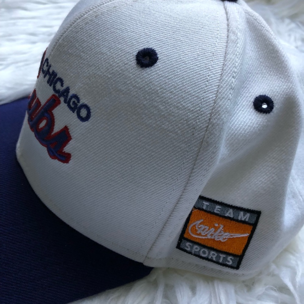 Chicago Cubs Hat - Picture 4 of 5